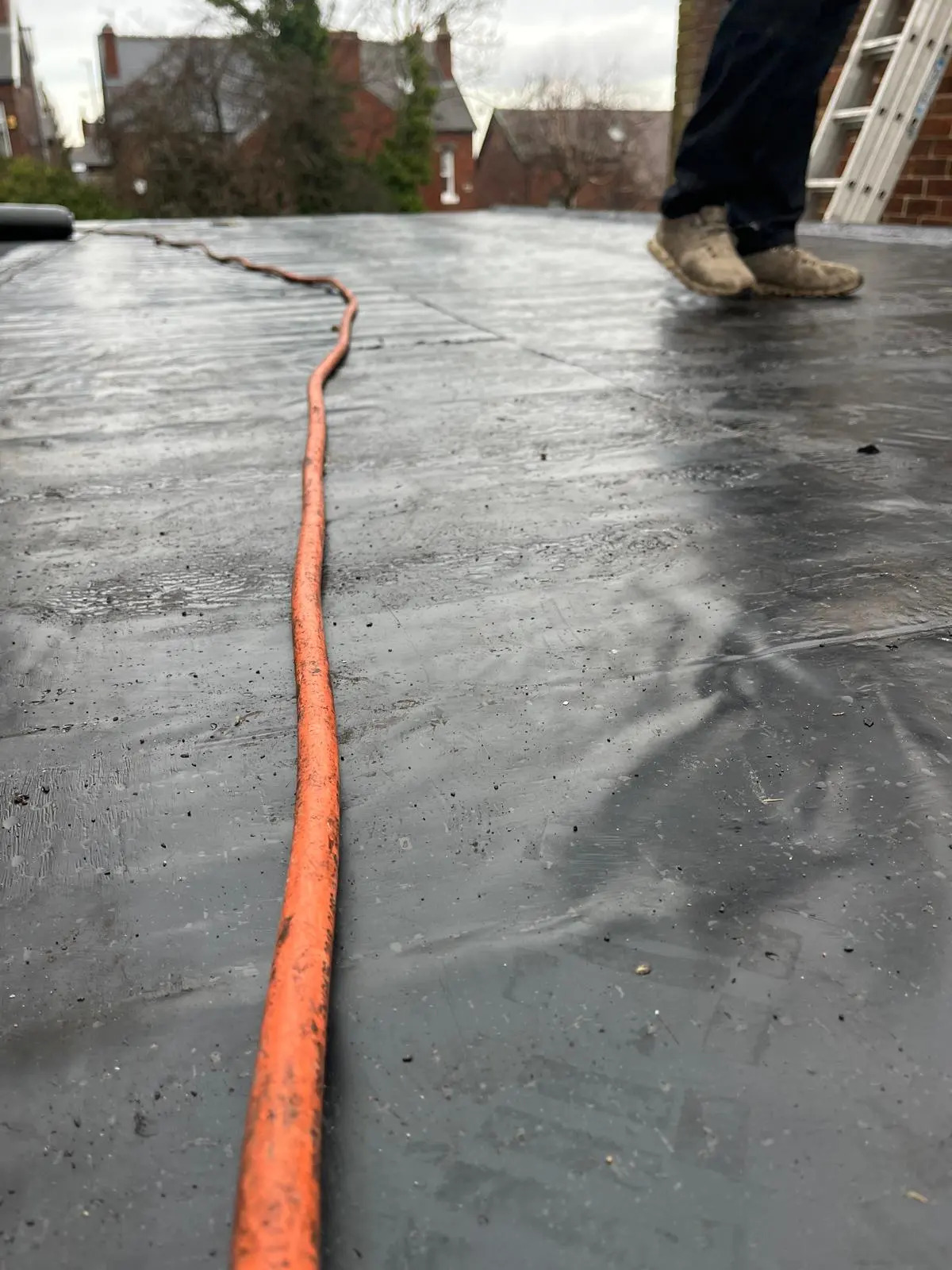 EPDM rubber flat roofing system